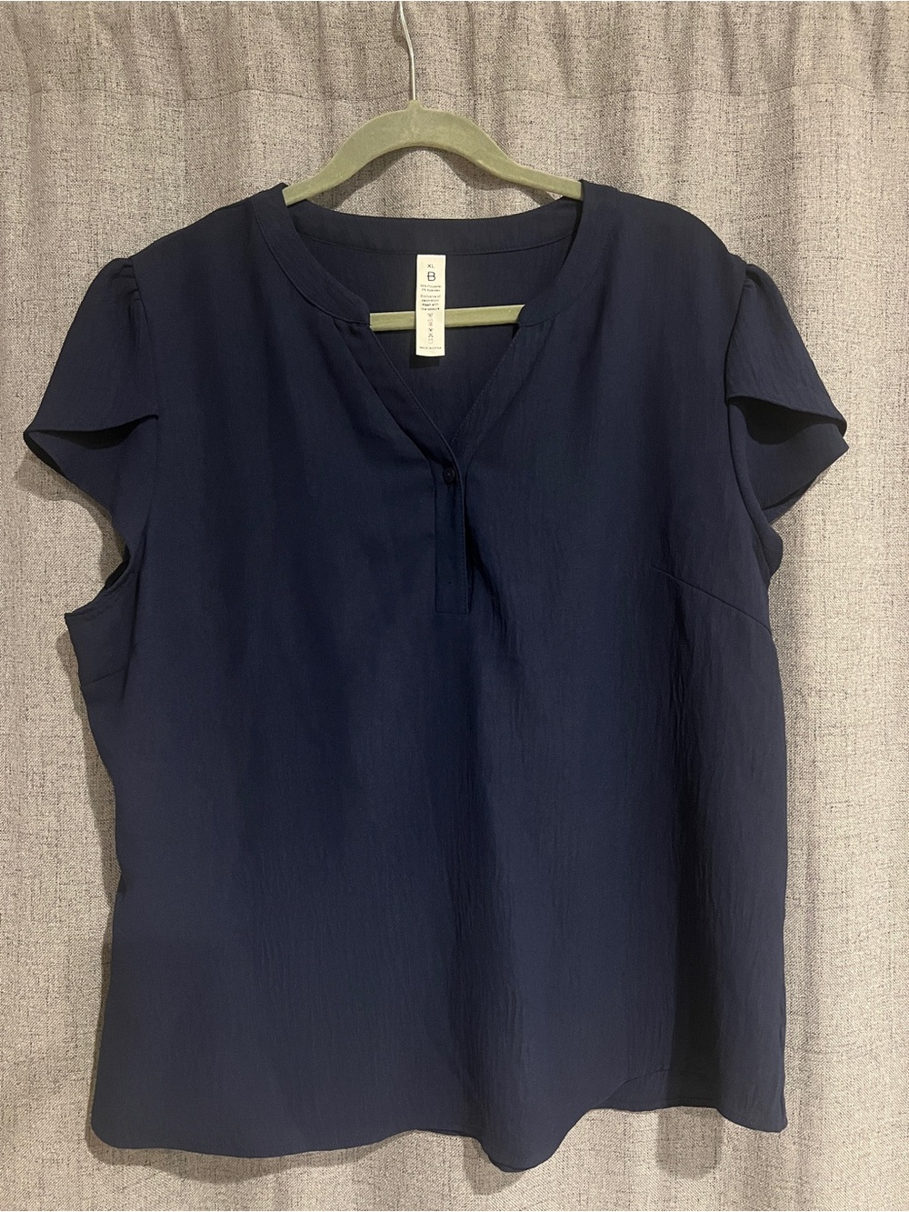 bobeau Navy Short-Sleeve Split-Neck Blouse, XL